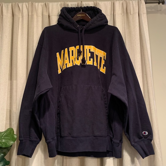 vintage marquette sweatshirt
